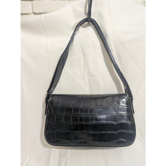 Dooney & Bourke Vintage Croco Black Embossed Shoulder Bag - Picture 2 of 16